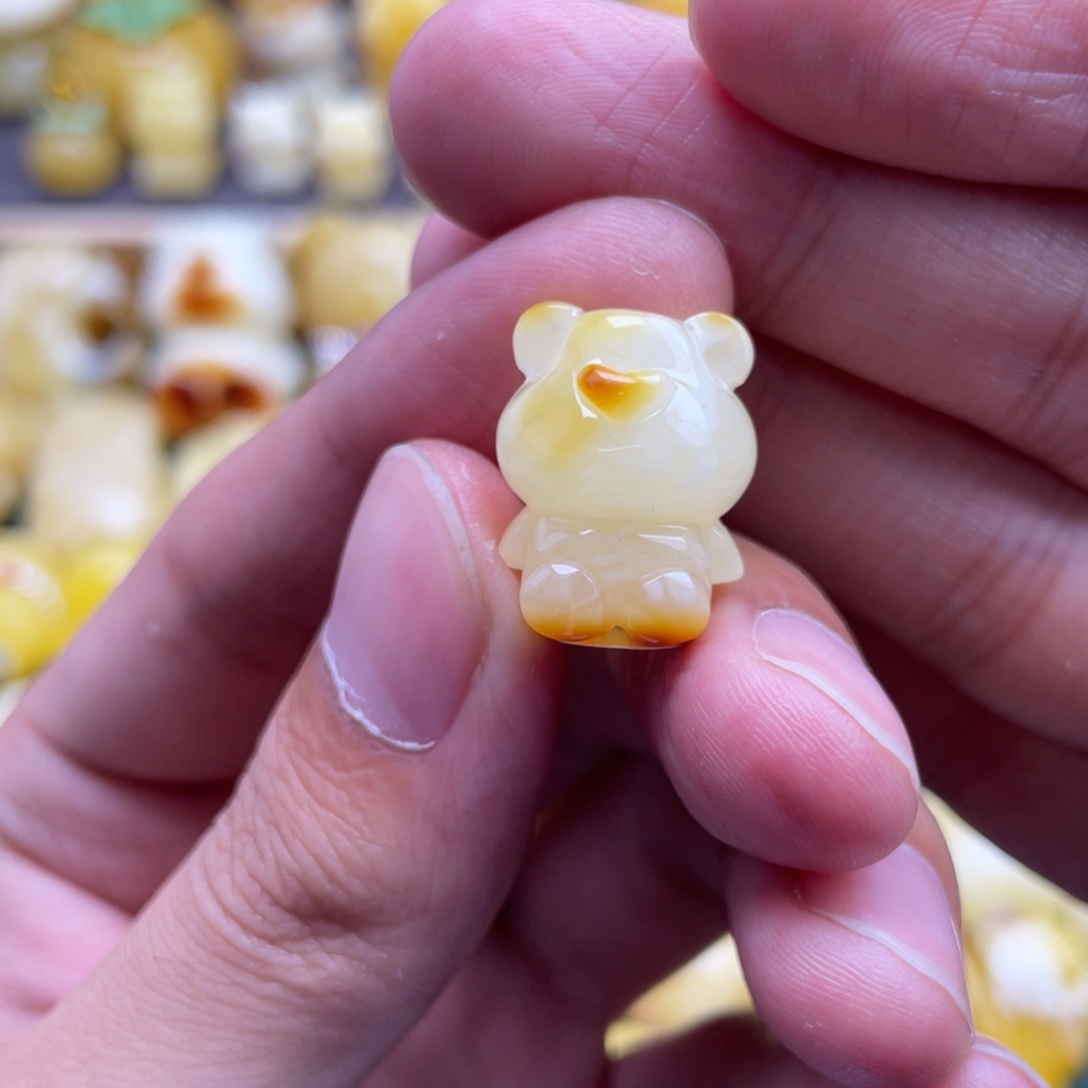 琥珀未镶嵌裸石蜜蜡