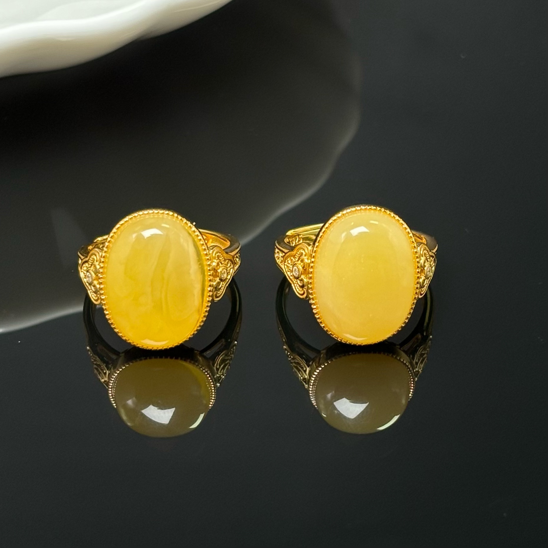 【老郑家】925银镶蜜蜡戒指 (多样性发一件)