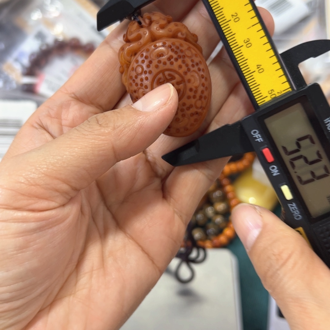 琥珀珠宝奇石未镶嵌929