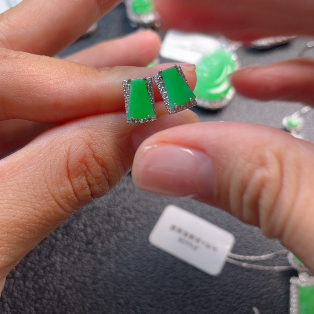 翡翠银S925镶嵌吊坠(不含链)耳钉