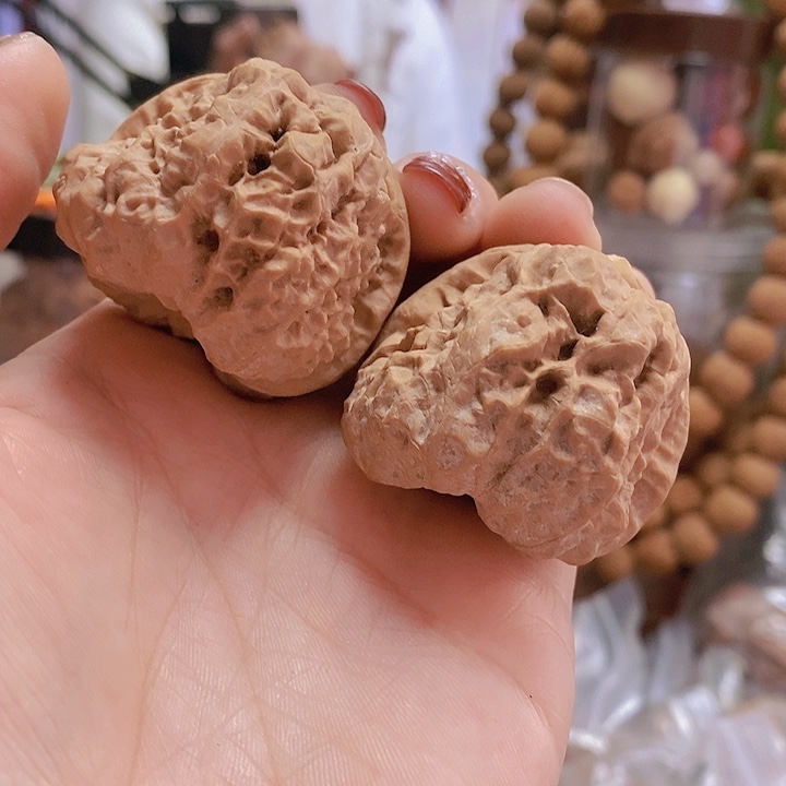 【闪购商品】文玩核桃把件40蛤蟆头身有黄练手