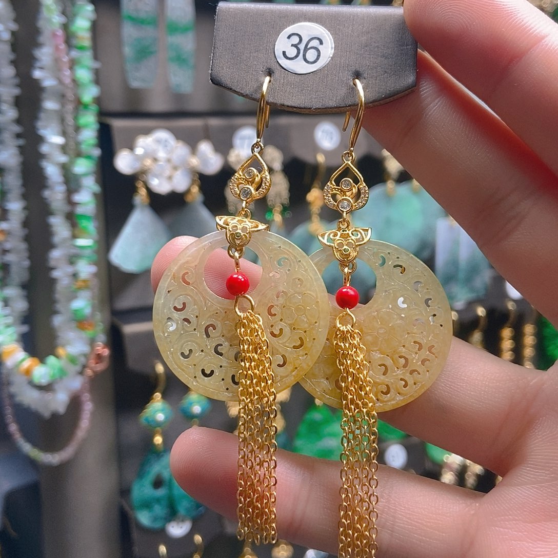 翡翠未镶嵌耳饰翡翠