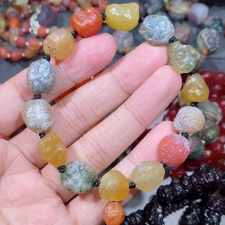 未镶嵌玛瑙/玉髓珠宝奇石