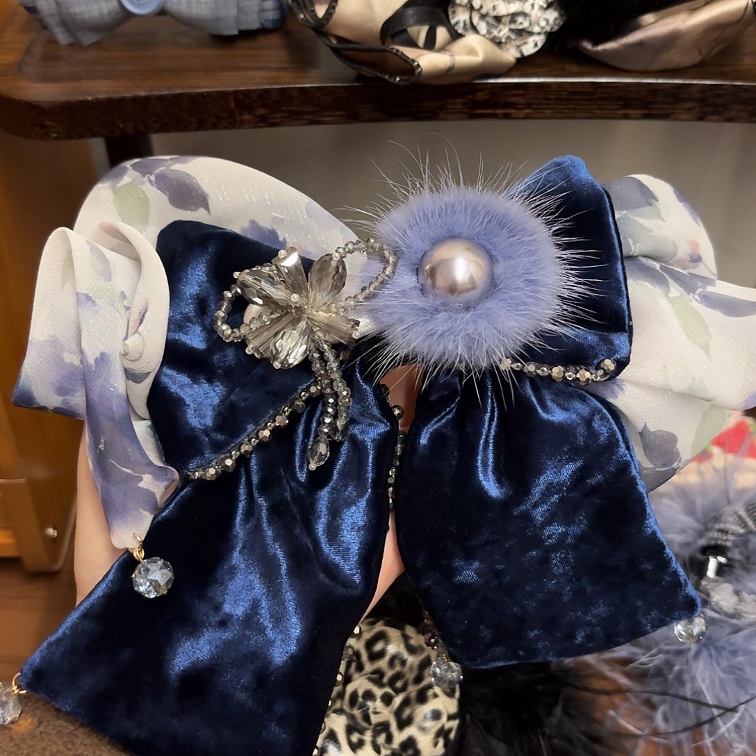 皮质铁合金弹夹夹