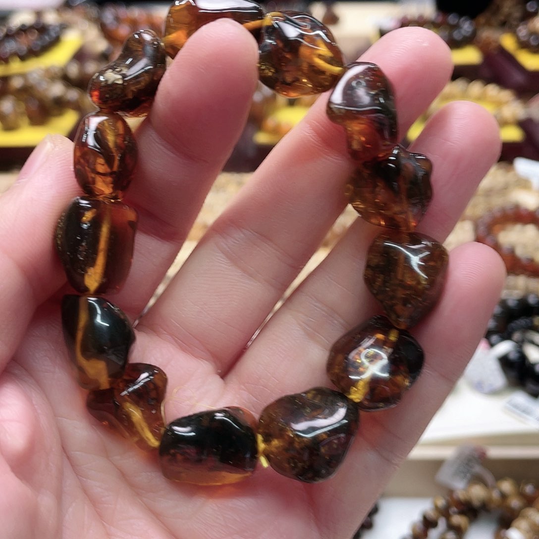 琥珀裸石未镶嵌大