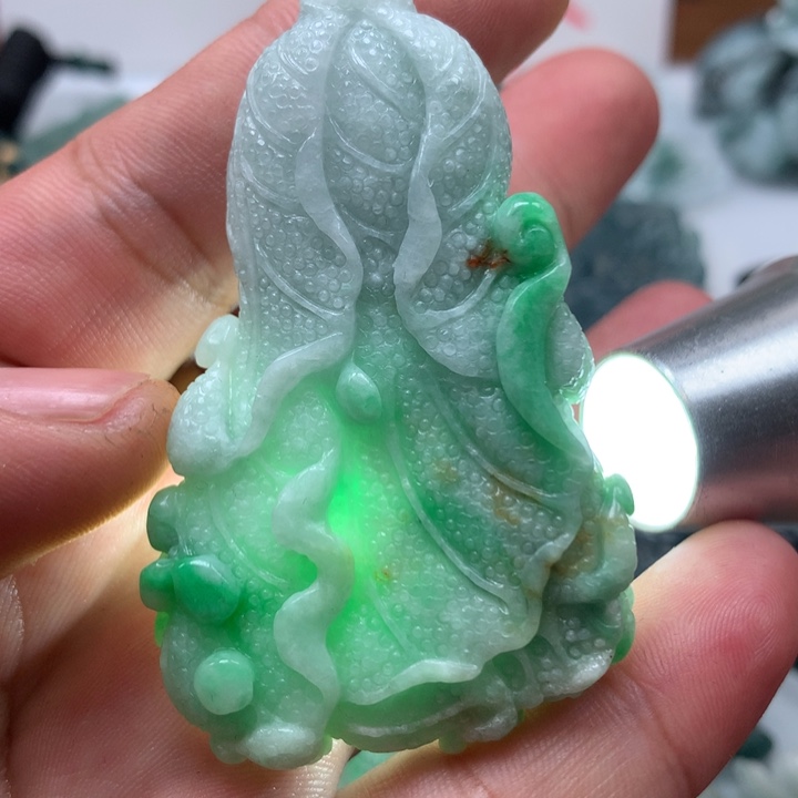 翡翠颈饰未镶嵌保真天然a货翡翠