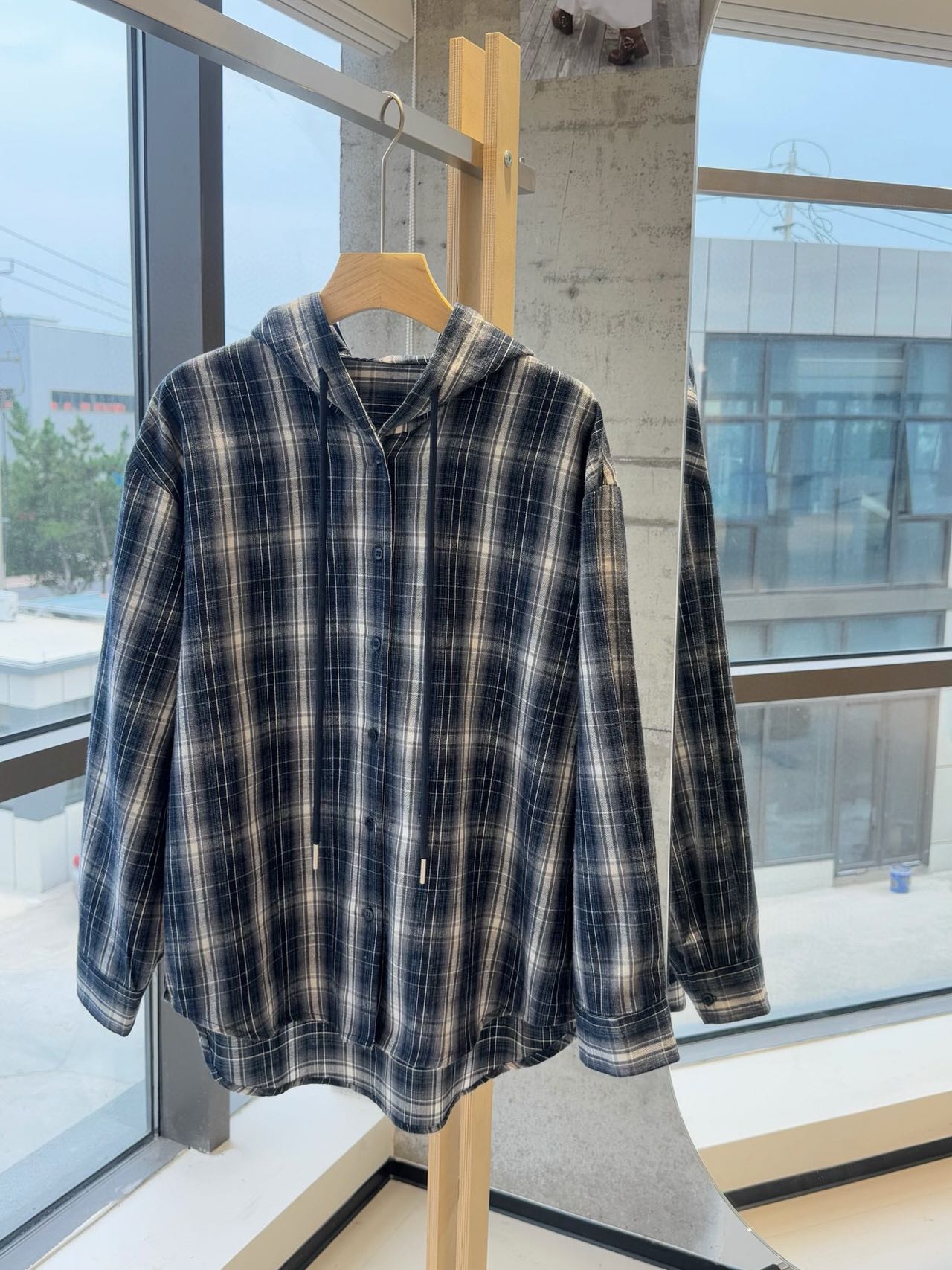 【松弛感】新款超柔水洗随性色织格纹复古宽松百搭连帽衬衫