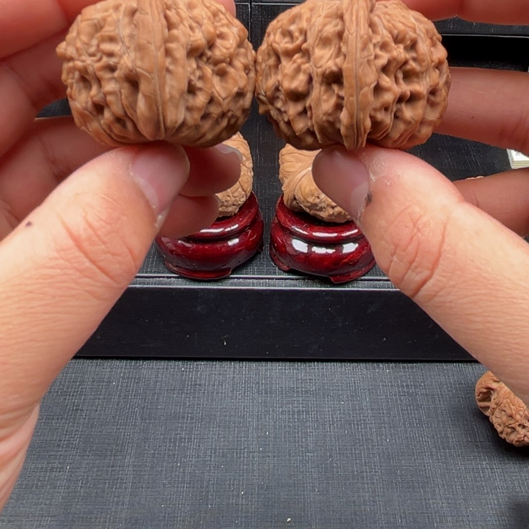 文玩核桃吊坠平谷一代楼