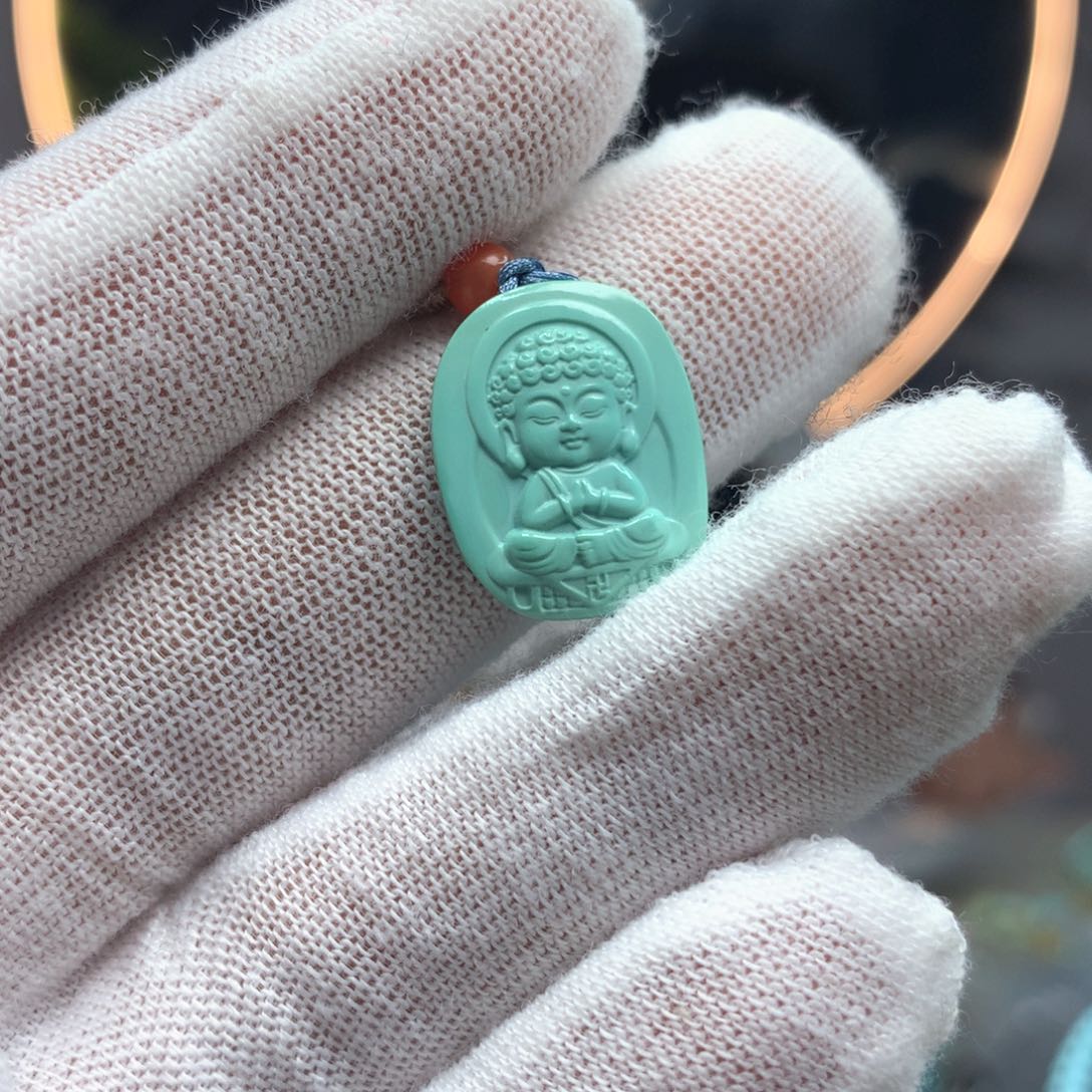 绿松石未镶嵌挂件