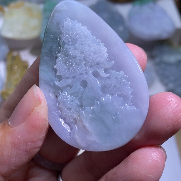 【闪购商品】颈饰未镶嵌翡翠山水