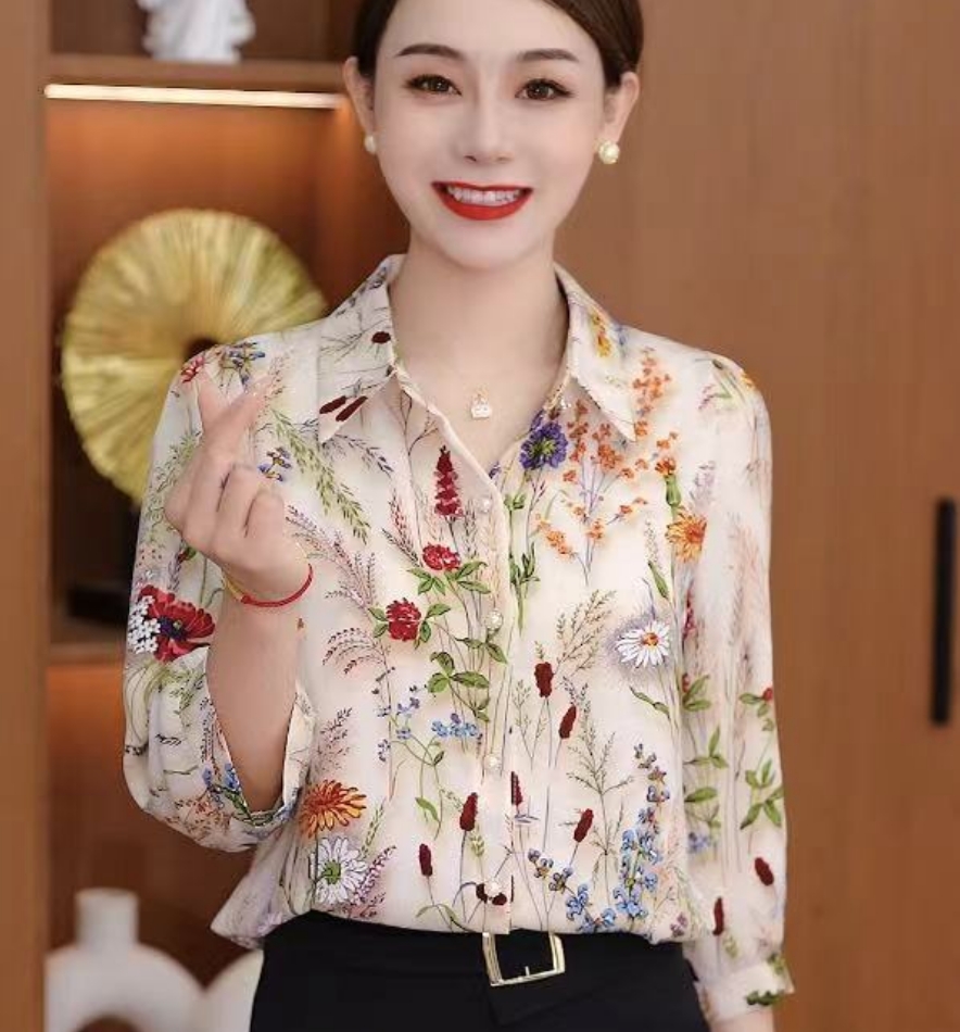 2025夏季新品女装时尚靓丽显瘦遮肉气质减龄开衫印花七分袖衬衫4