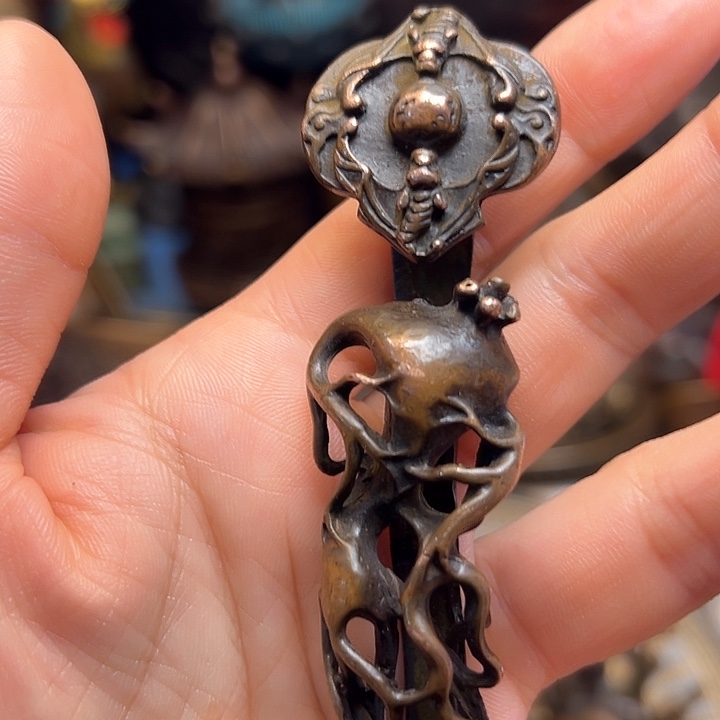 铜器摆件老王直播间