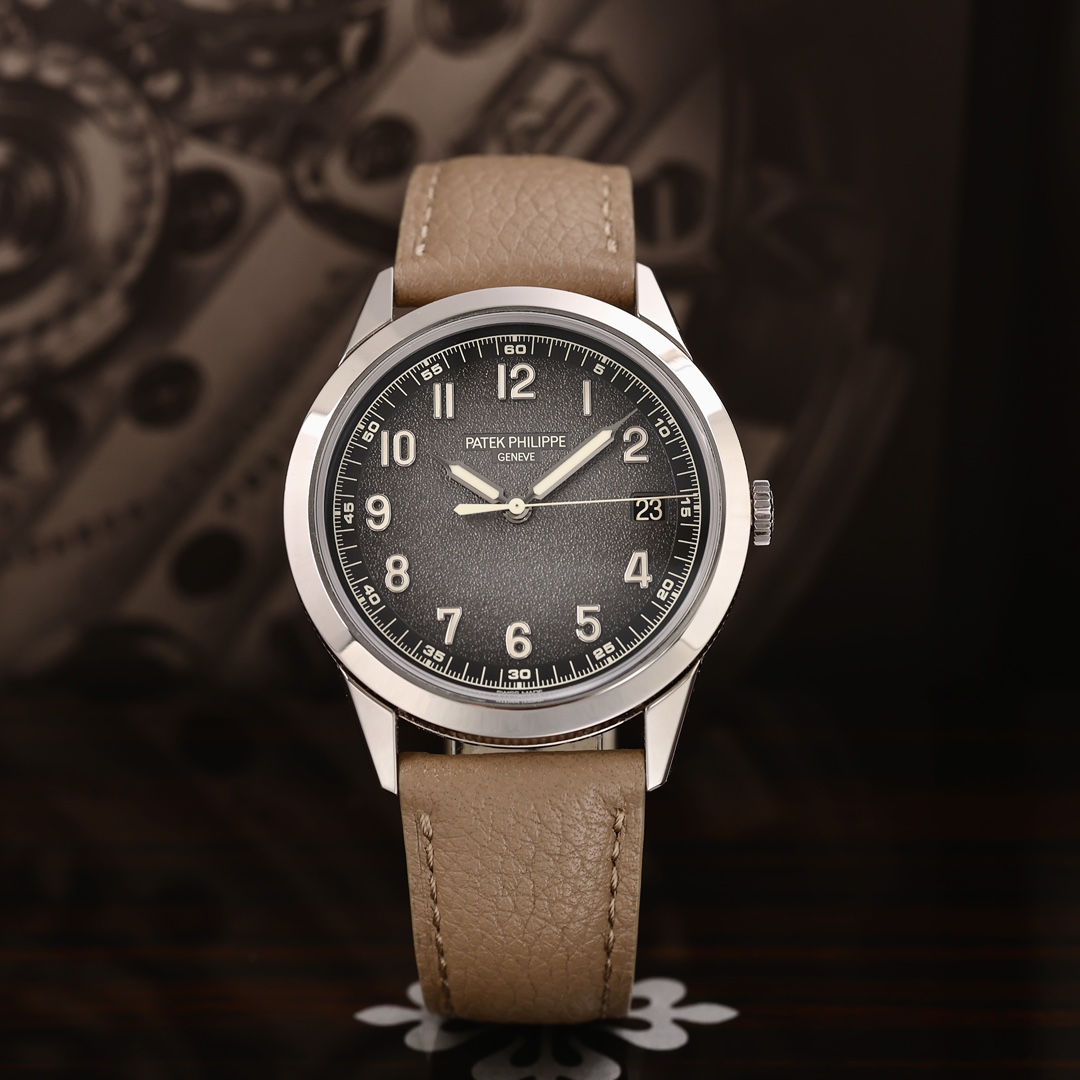 95新 Patek Philippe/百达翡丽 5226G-001烟熏盘 2024年3月保卡