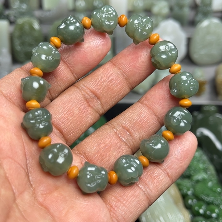 和田玉挂件未镶嵌