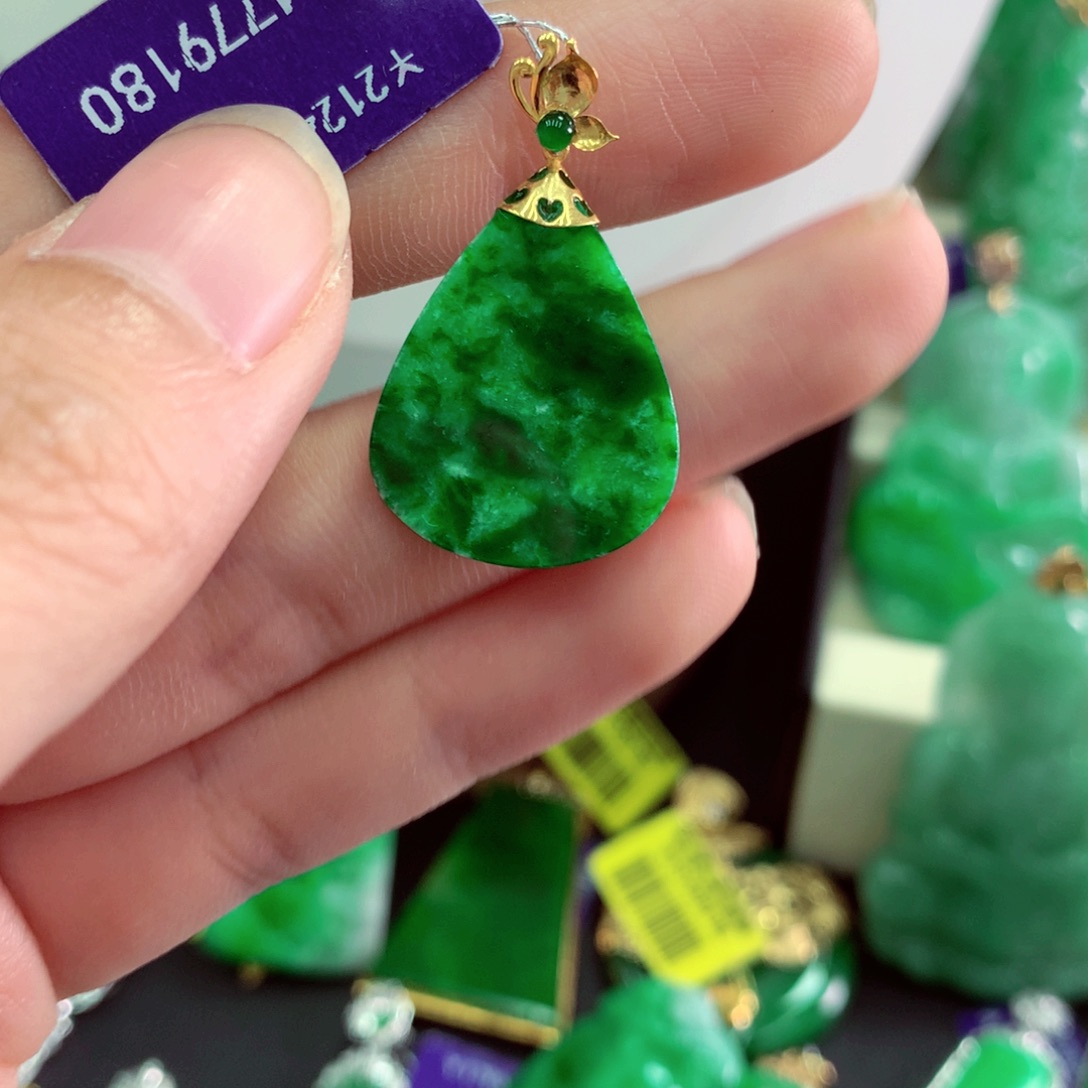 翡翠18K金镶嵌吊坠(不含链)