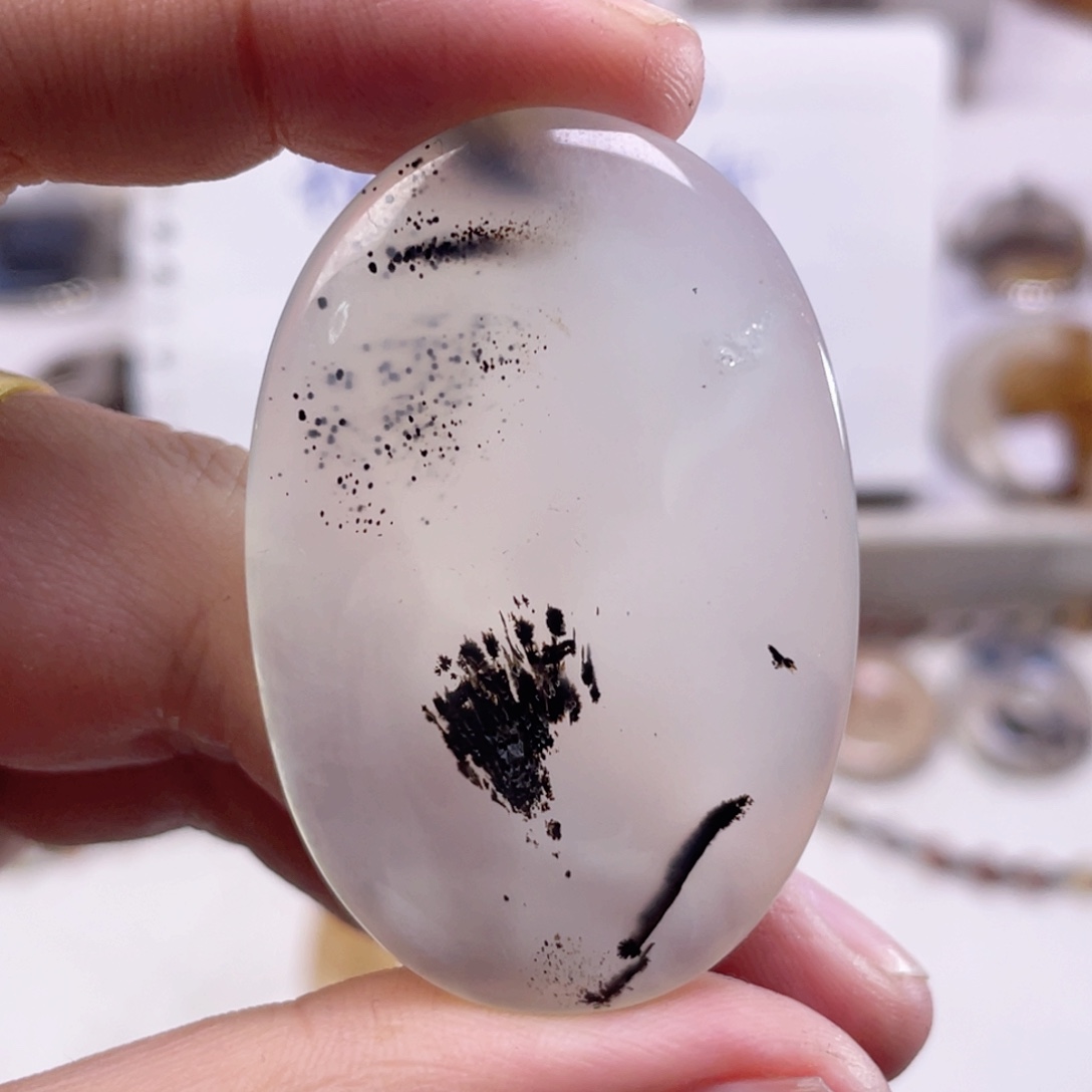 玛瑙/玉髓未镶嵌珠宝奇石