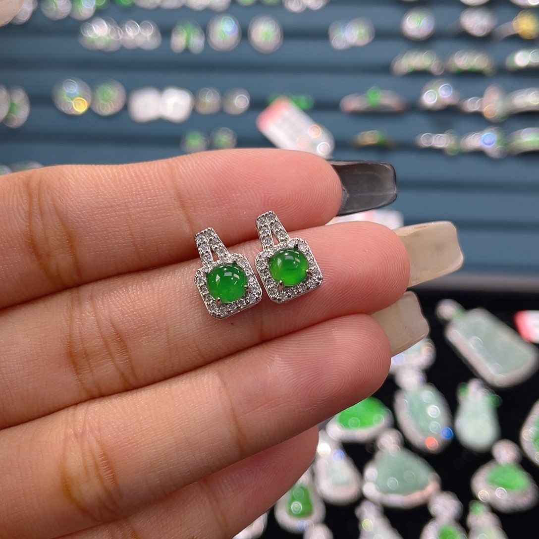 未镶嵌翡翠耳饰耳钉