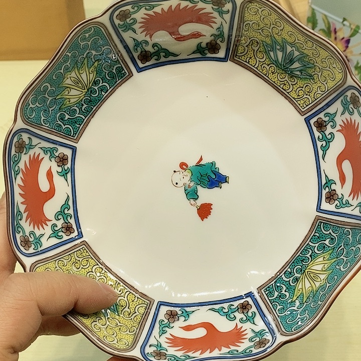 茶具瓷器杂项如图所示