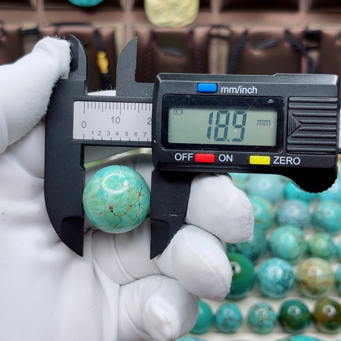 绿松石未镶嵌纯天然原矿绿松石