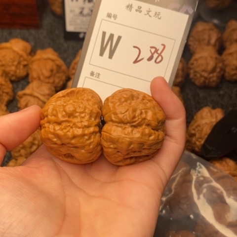 吊坠桃核我是第一百38