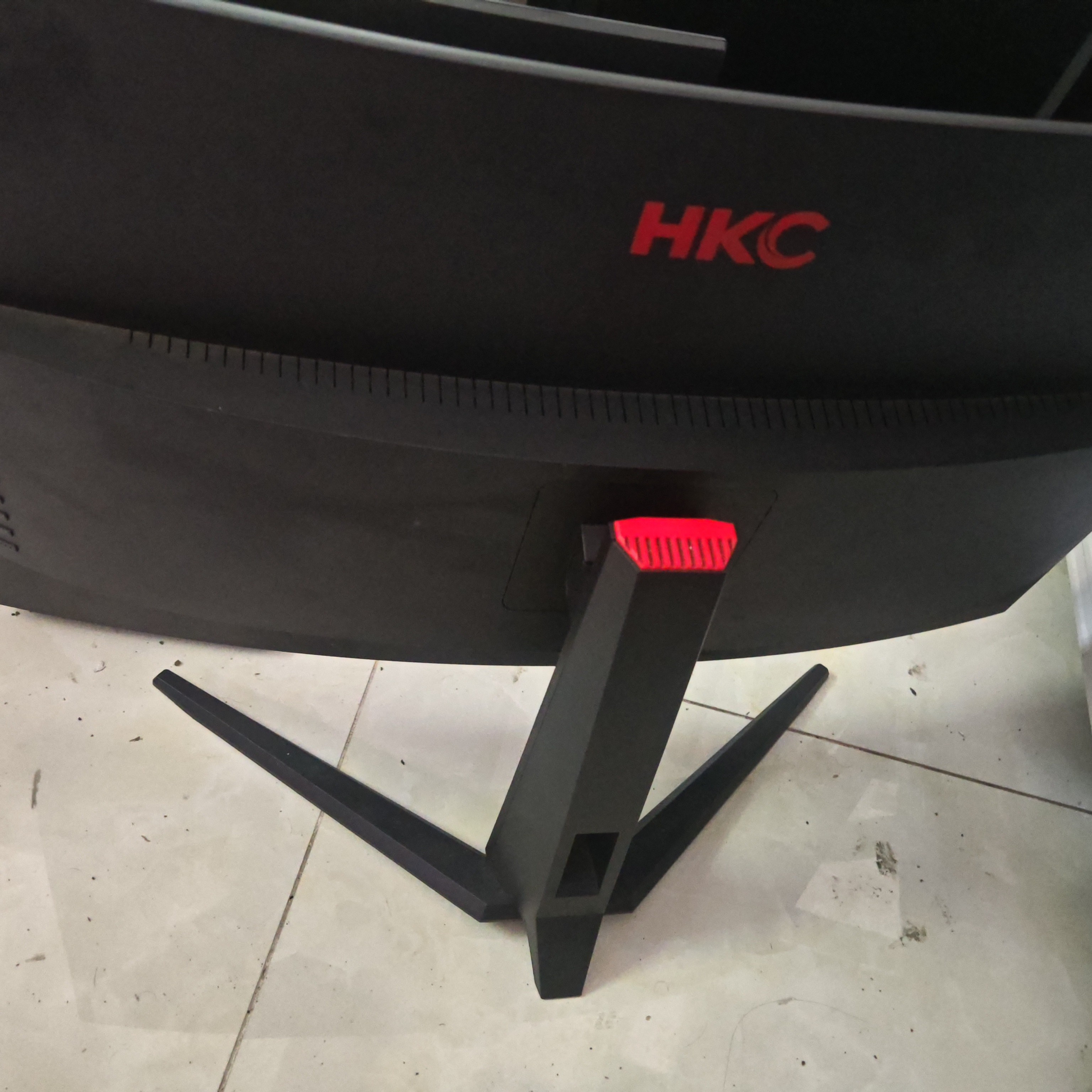 9新 HKC/惠科 9新hkc瑕疵机（没有质量问题不退不换）