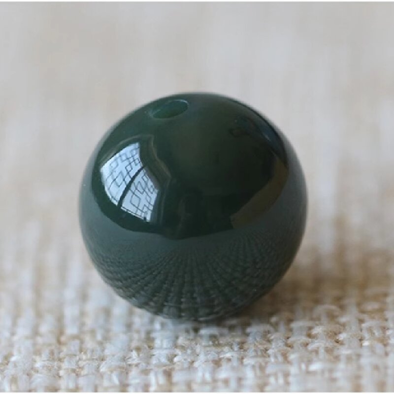 天然新疆和田玉珠子吊坠挂件