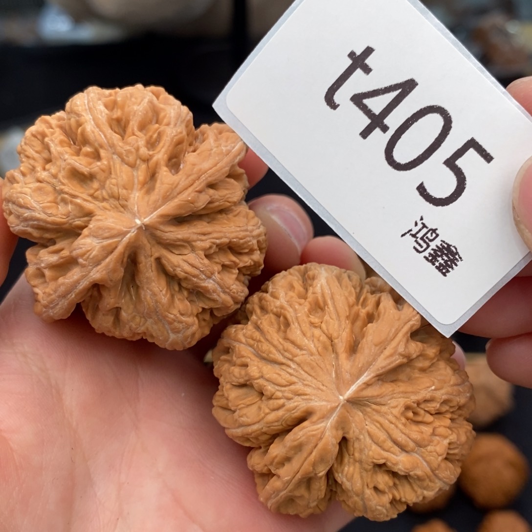 文玩核桃把件小***哥45大粗筋