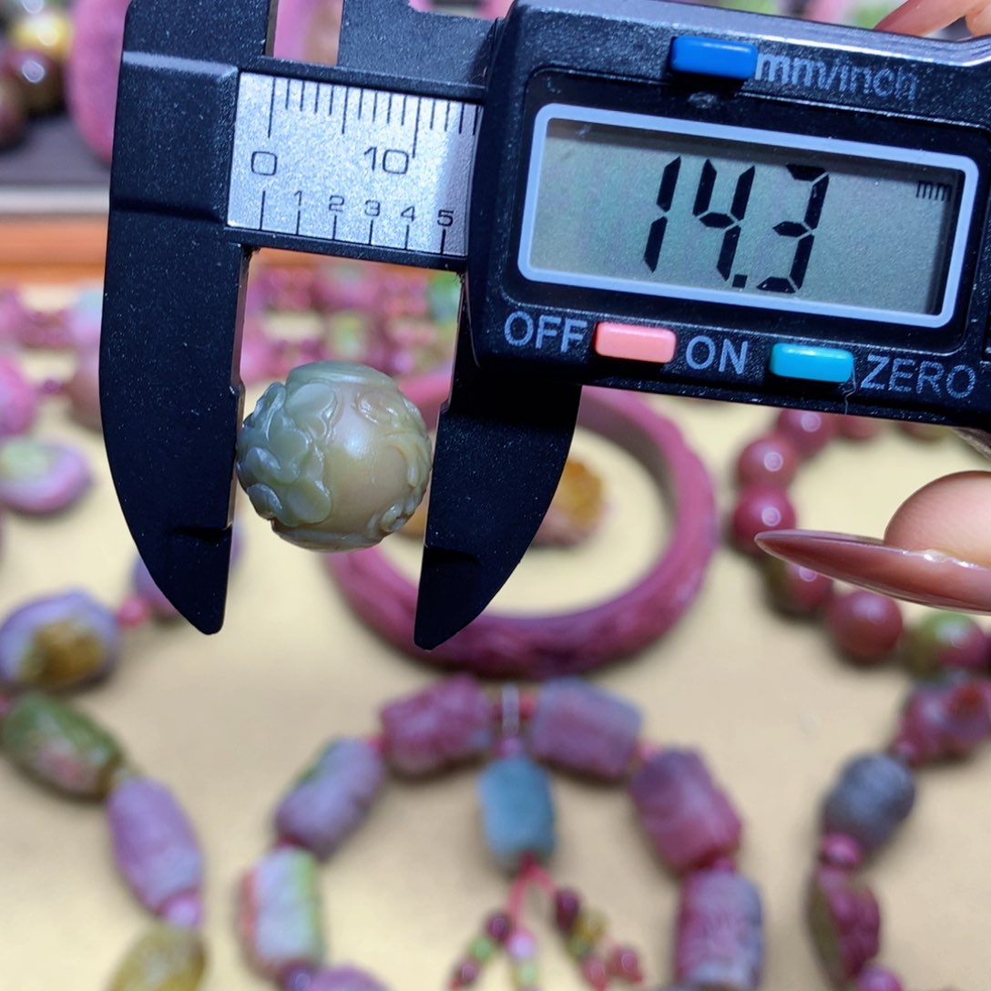 玛瑙挂件未镶嵌沙****盐源