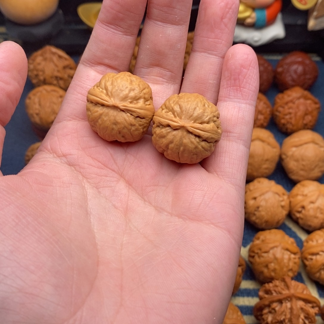 文玩核桃把件精品小手捻