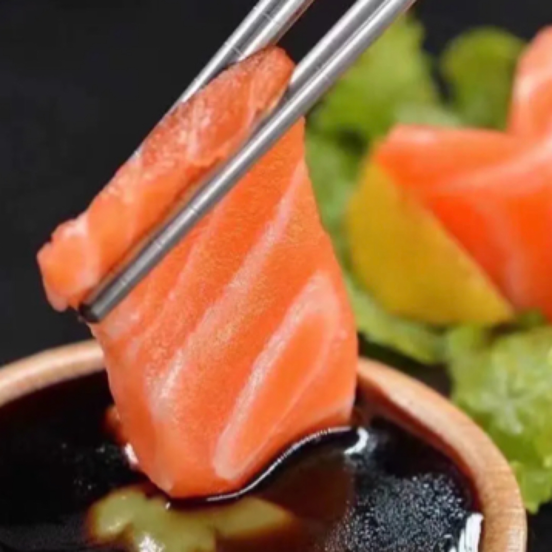 M 新鲜现切整块三文鱼送芥末酱油毛重到手3盒1200g国产三文鱼