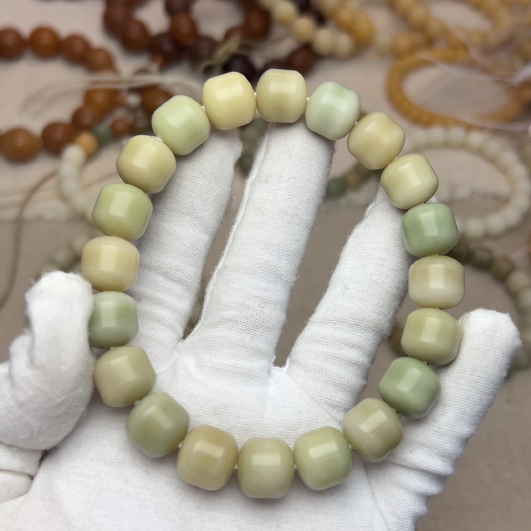 林***宝吊坠菩提根/象牙果12干磨798