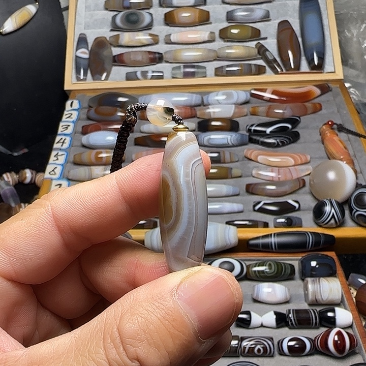 玛瑙/玉髓未镶嵌吊坠(不含链)