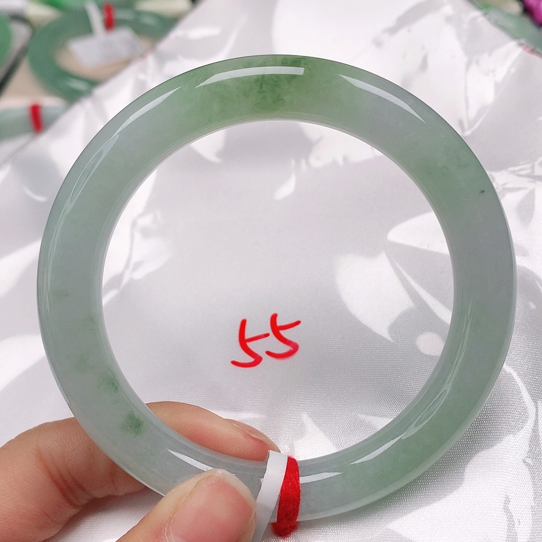 翡翠手镯（圆镯）未镶嵌天然翡翠手镯55