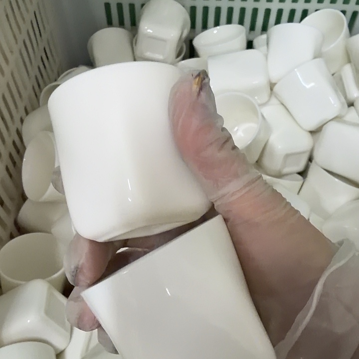 高端羊脂玉茶杯两个一组