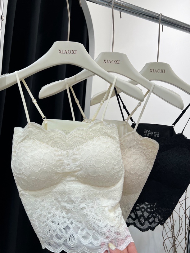 新款性感蕾丝抹胸吊带一体式美背女