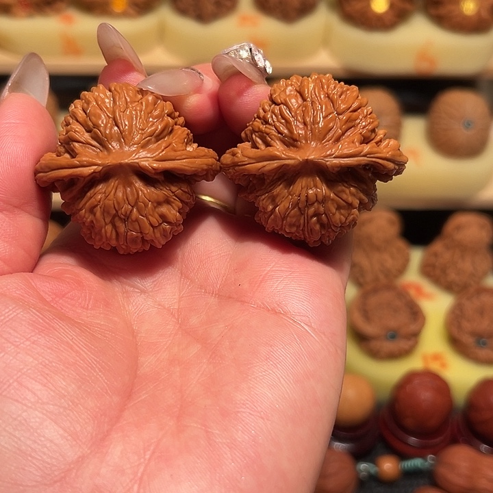 桃核吊坠精品四座楼43尺