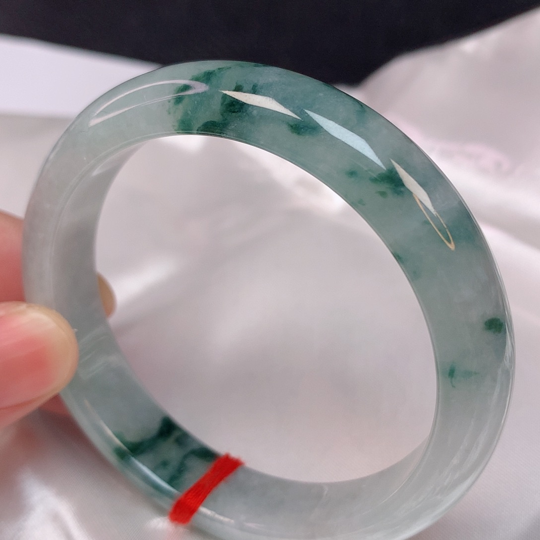 翡翠手镯未镶嵌55 翡翠手镯