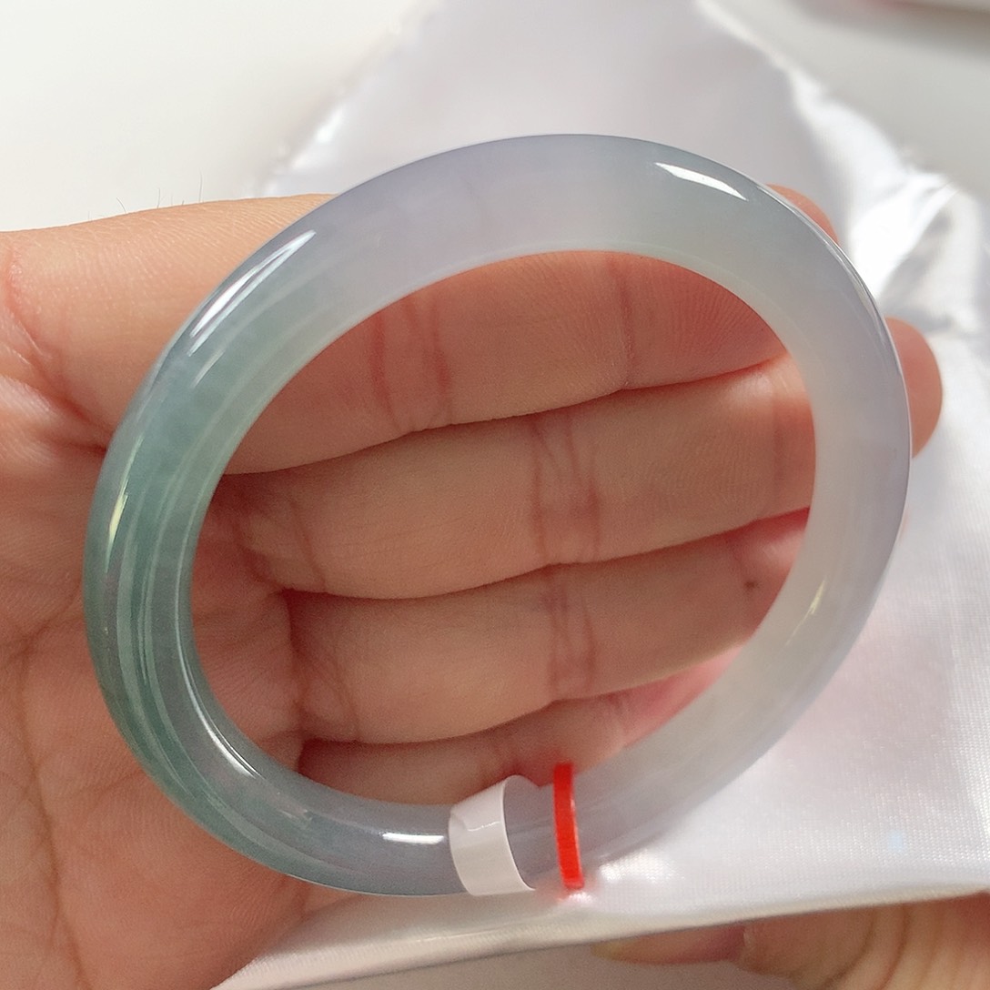 翡翠手镯未镶嵌⑨④