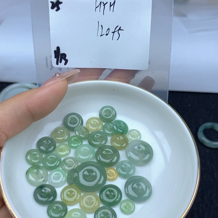 【闪购商品】翡翠颈饰未镶嵌H***缘