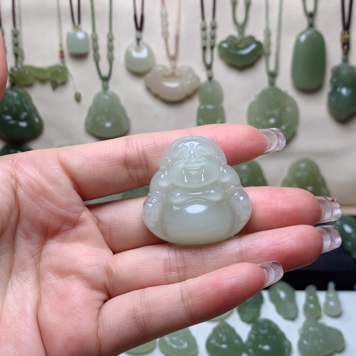 和田玉吊坠未镶嵌