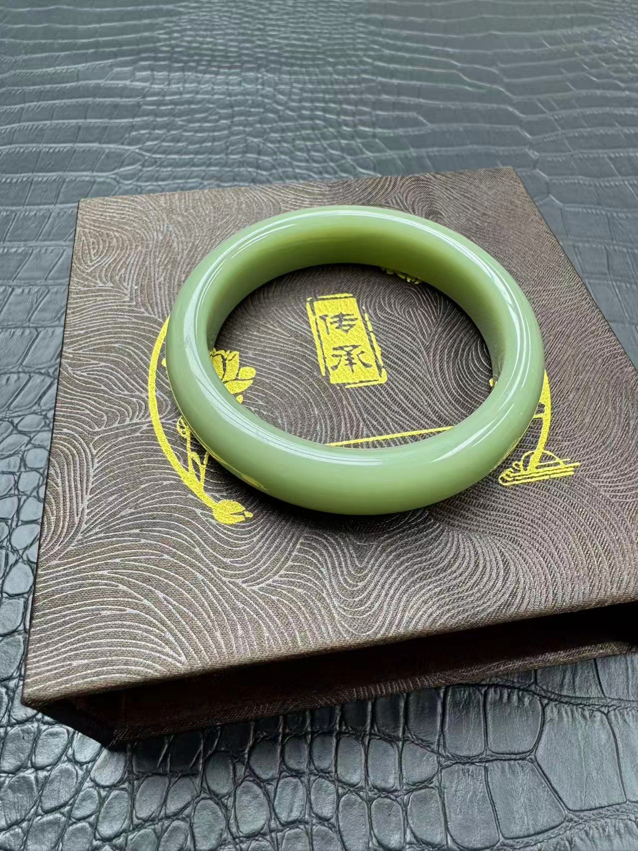 09俄罗斯粉青鸭蛋青手镯—天然—多样性发货