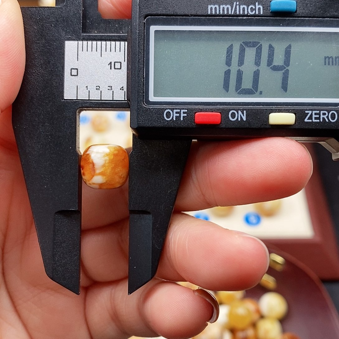 琥珀未镶嵌裸石蜜蜡