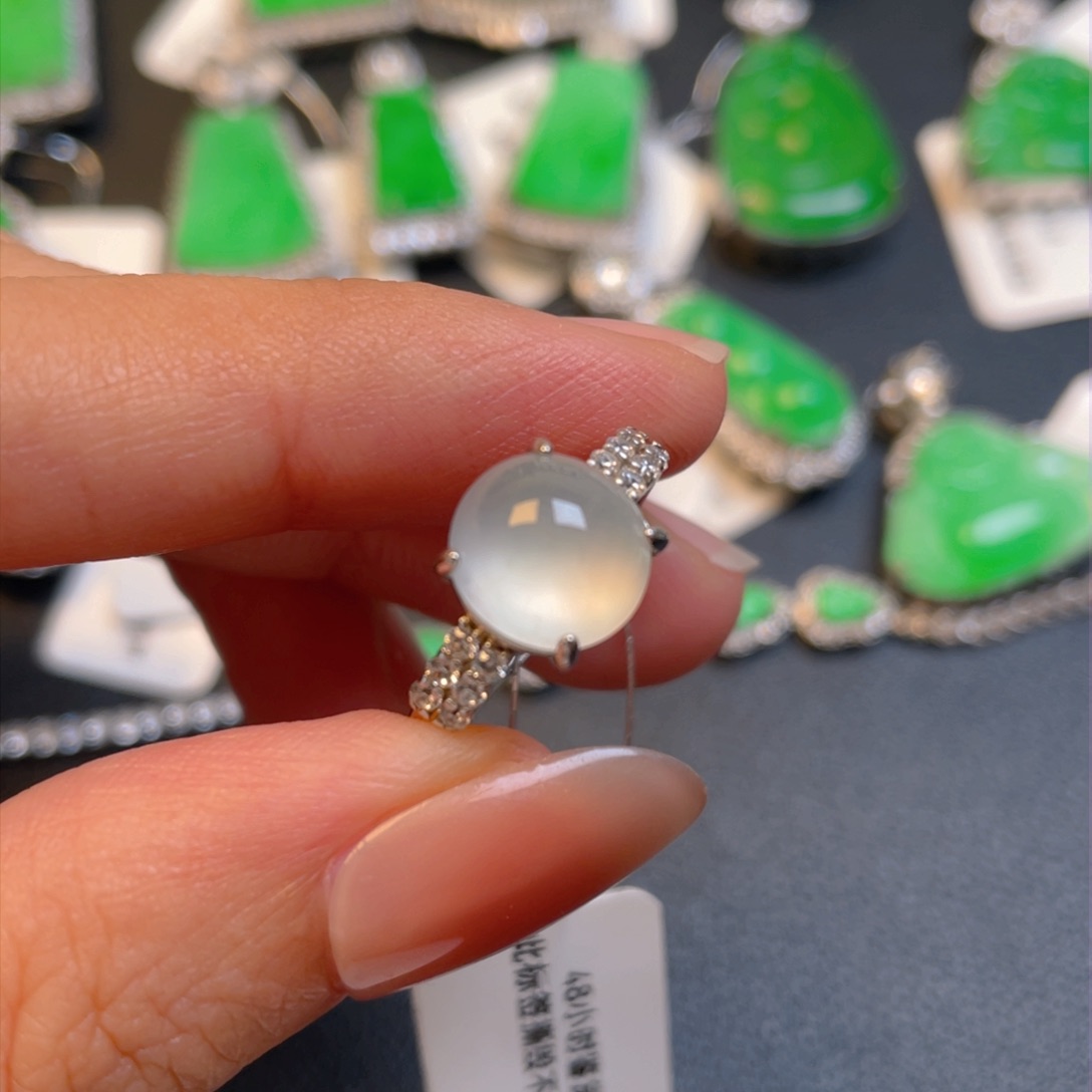 翡翠银S925镶嵌颈饰