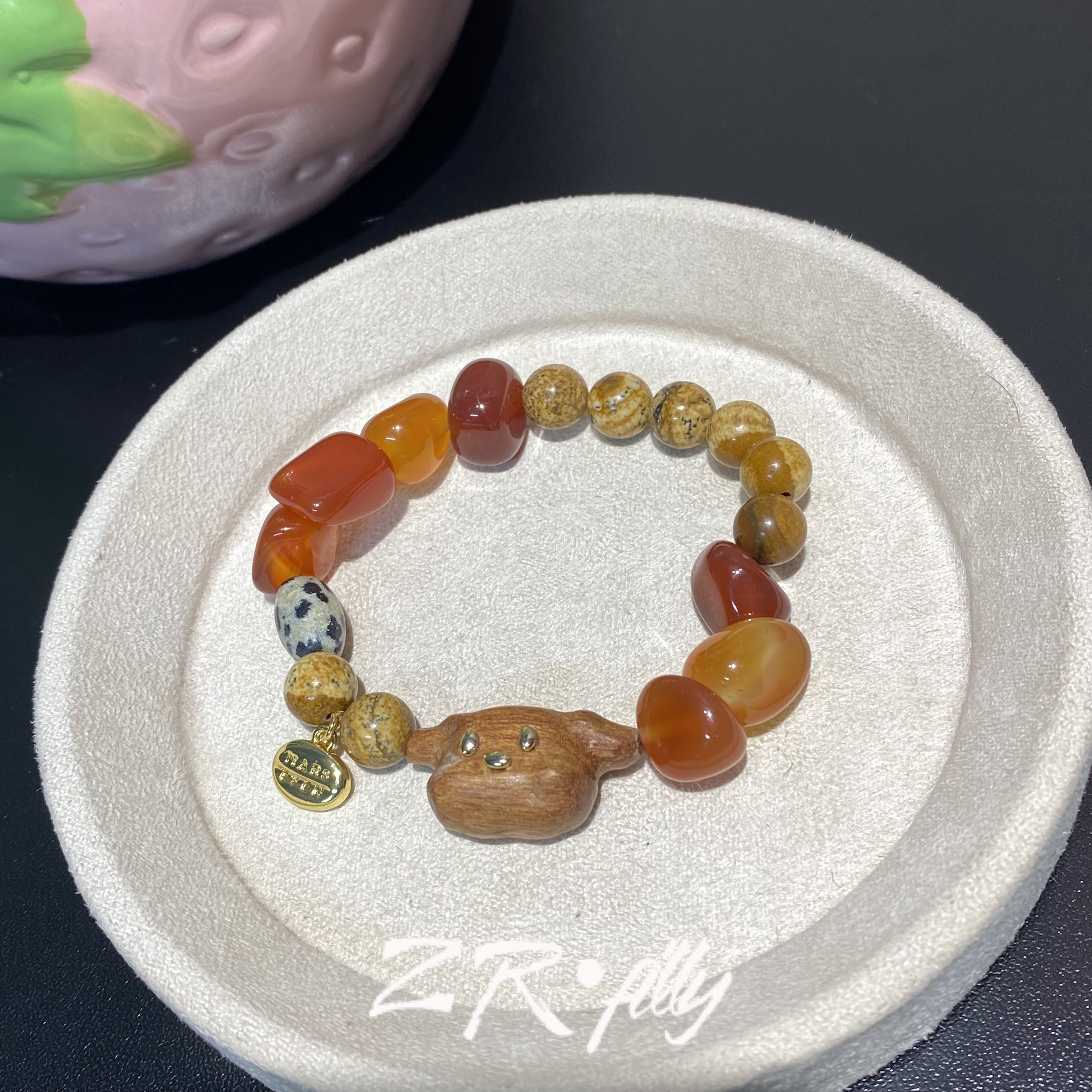 铜合金莫桑石手链 个性百搭木头狗狗手链7070