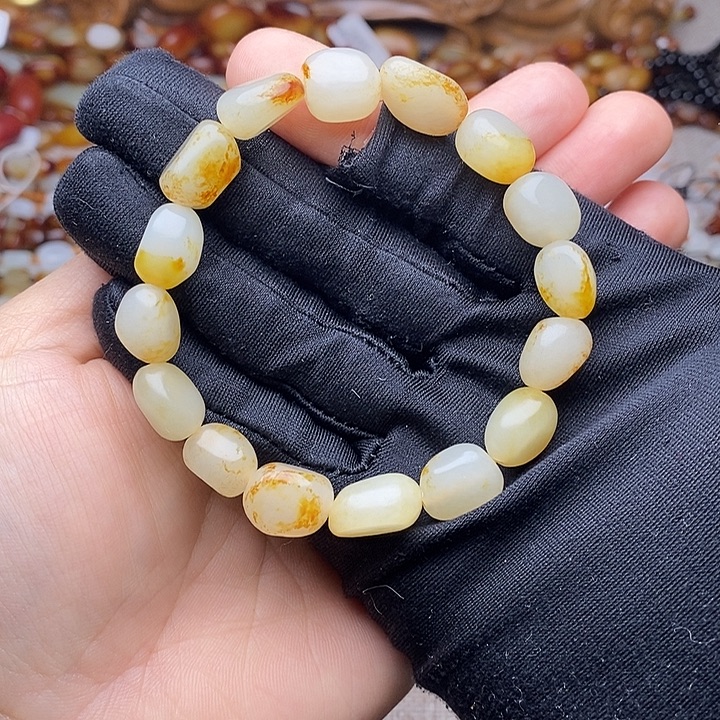 和田玉未镶嵌手链