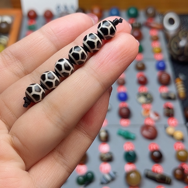 未镶嵌玛瑙/玉髓珠宝半成品
