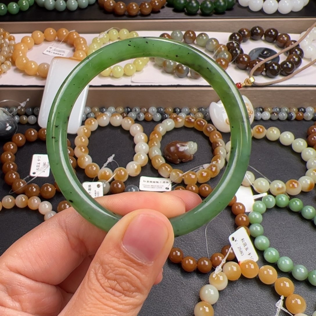 和田玉手链未镶嵌56