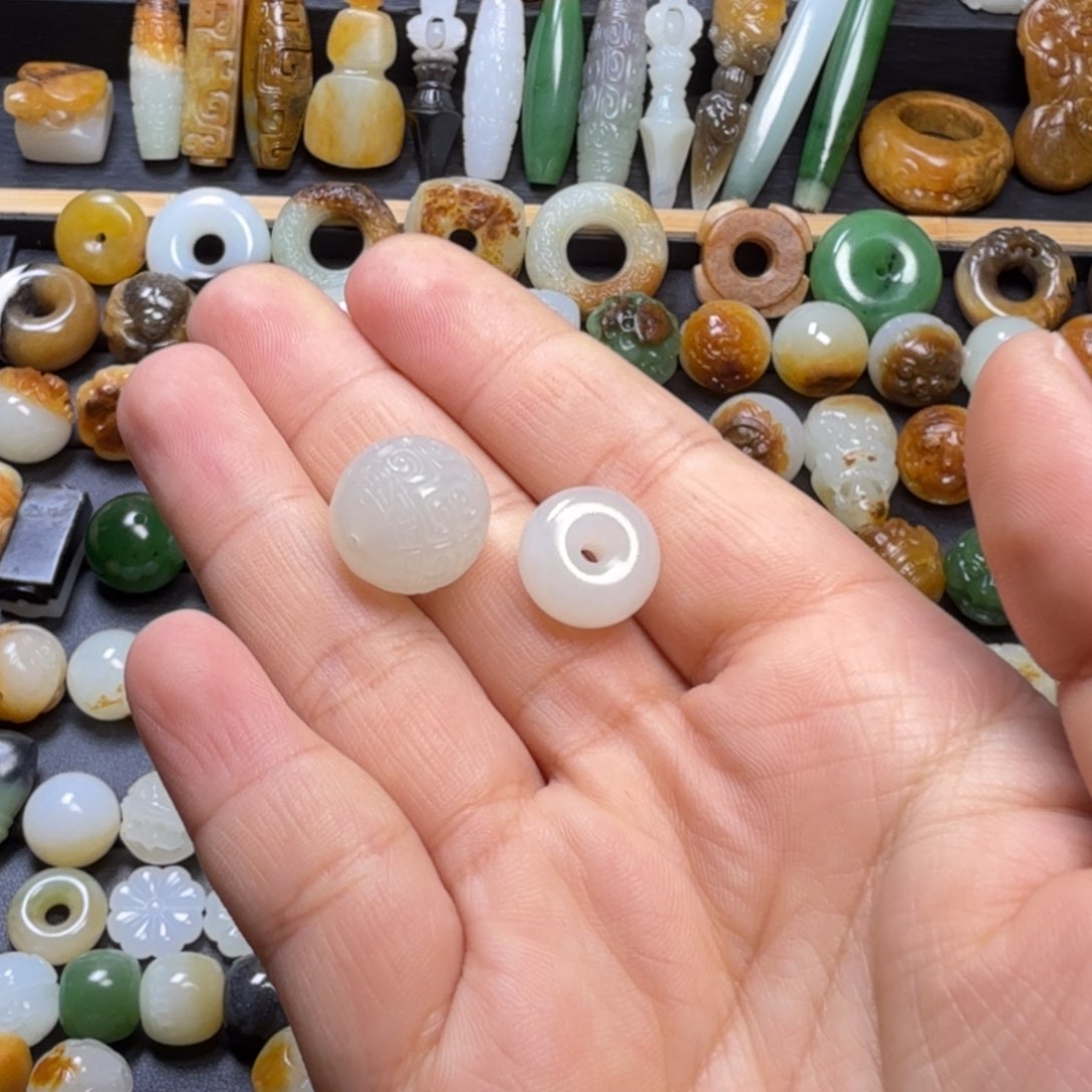 和田玉配饰未镶嵌空*