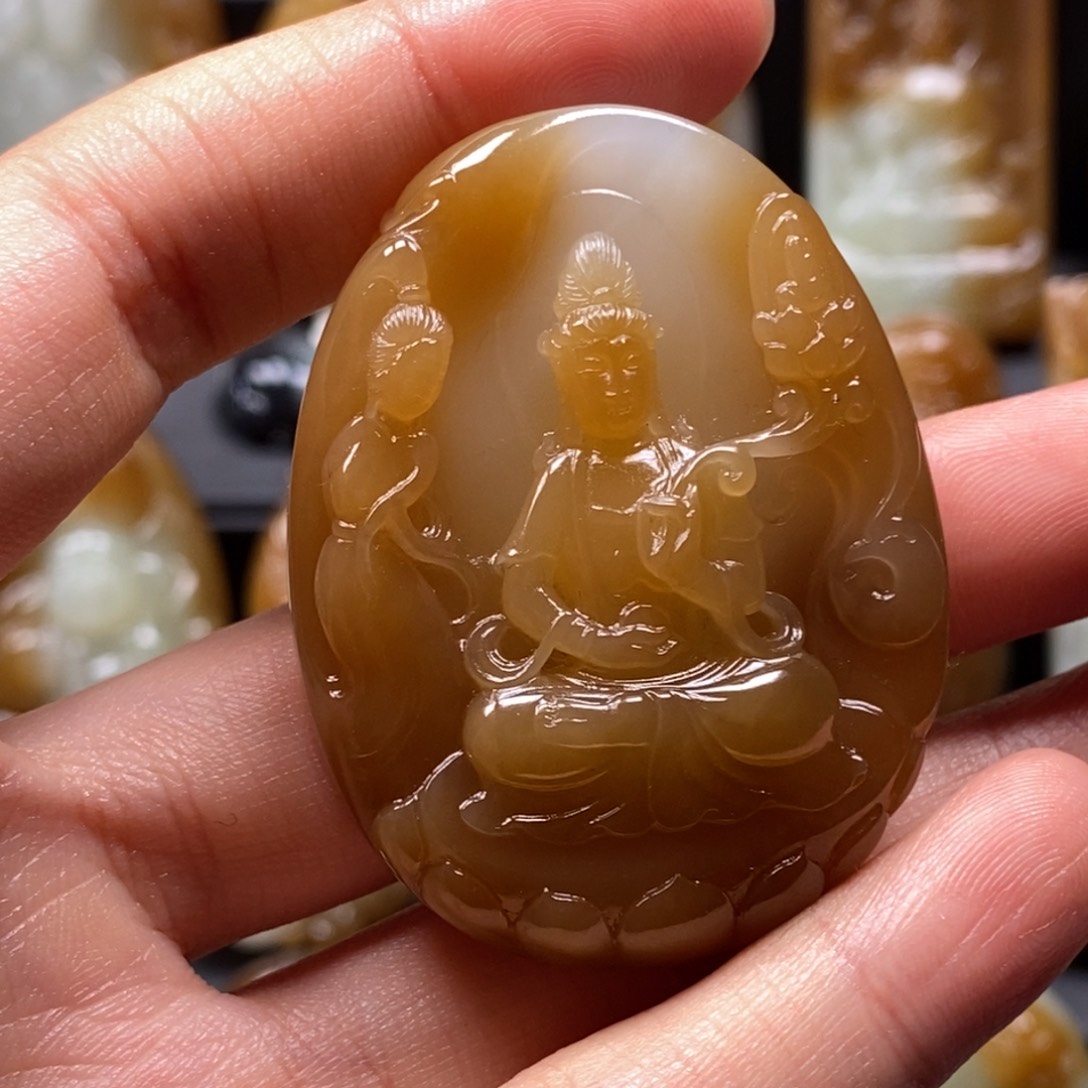 和田玉挂件未镶嵌