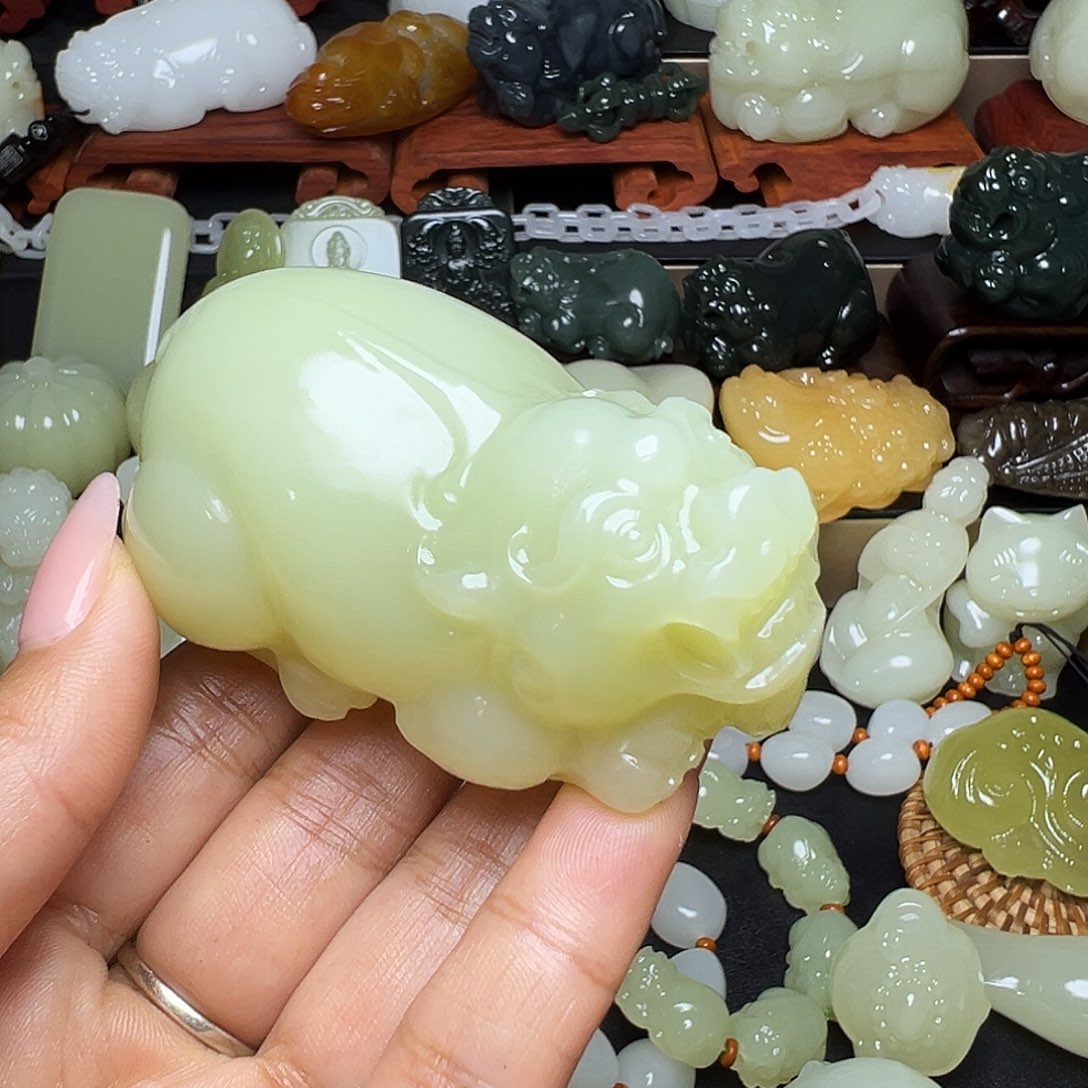 用***6软玉未镶嵌把件新疆天然精品料子